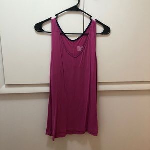 Mauve tank